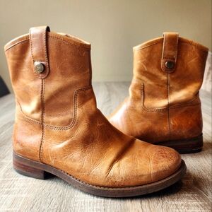 Vince Camuto Payatt Boots Warm Cognac Patina Round Toe Size 7.5